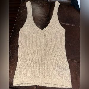 Divided tank top